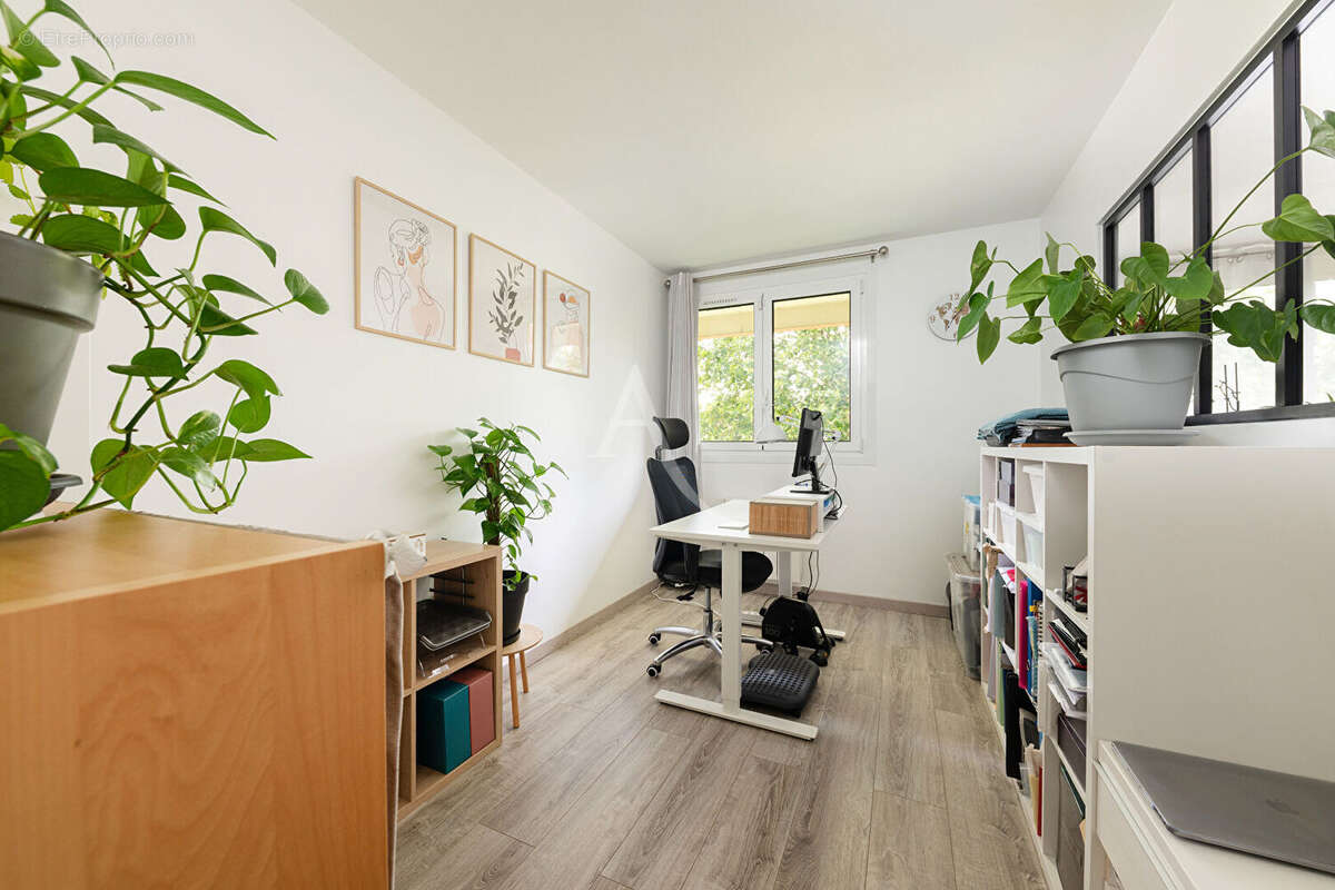 Appartement à CHELLES