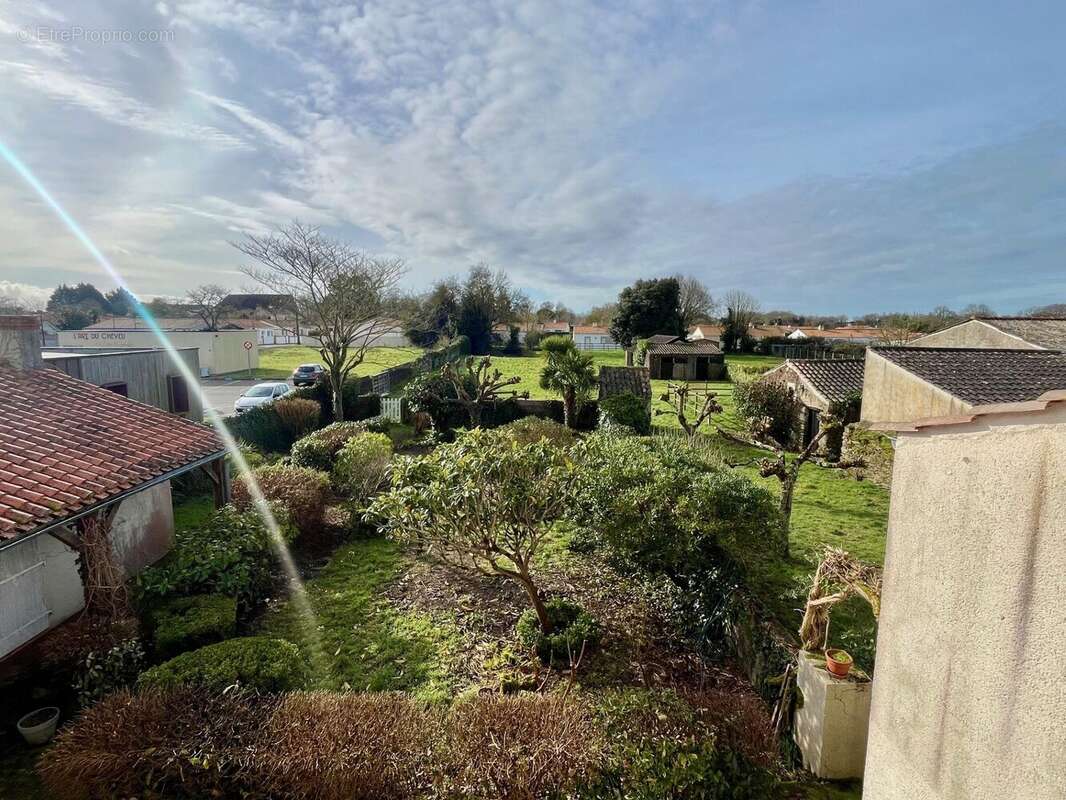 Maison à BOIS-DE-CENE