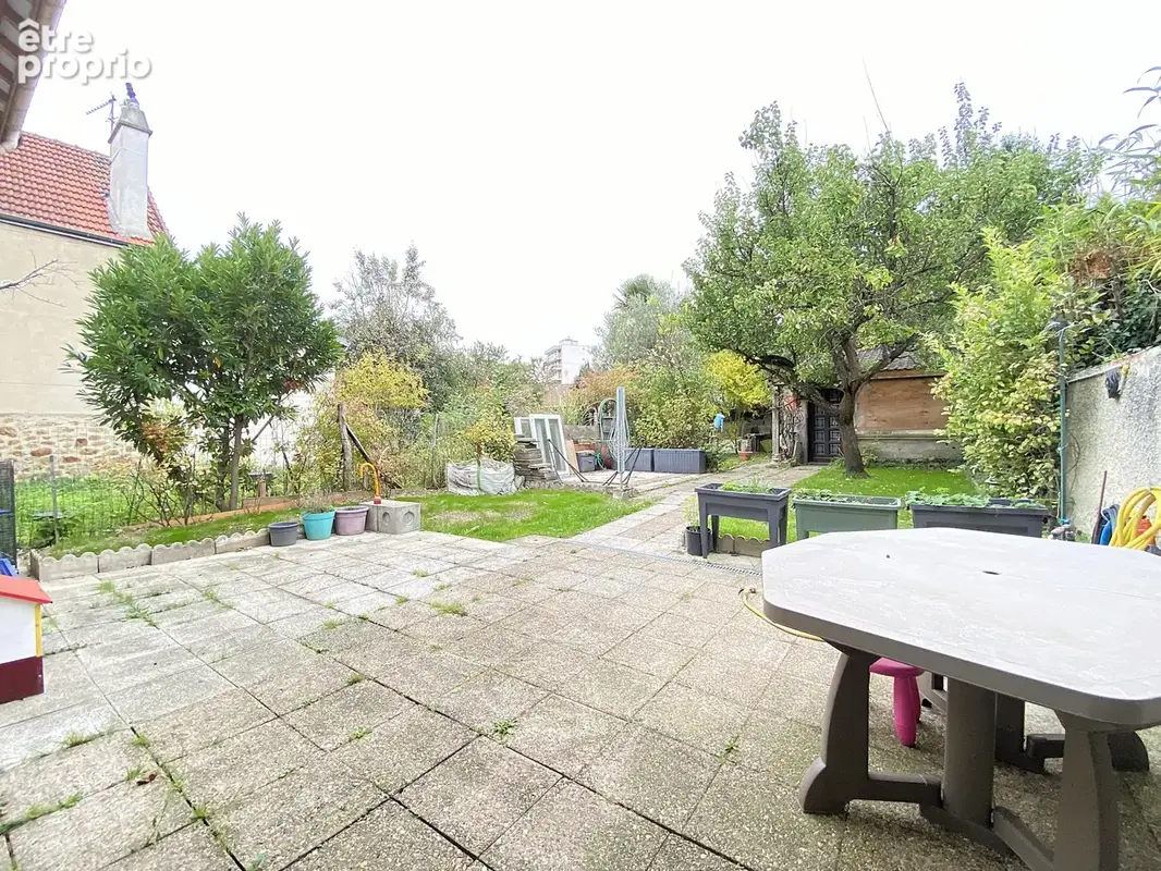 Maison familiale 165 m2 + jardin   Quartier pavillonnaire recherché - photo 16