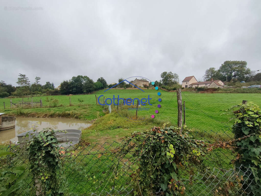 Maison à SEMUR-EN-BRIONNAIS