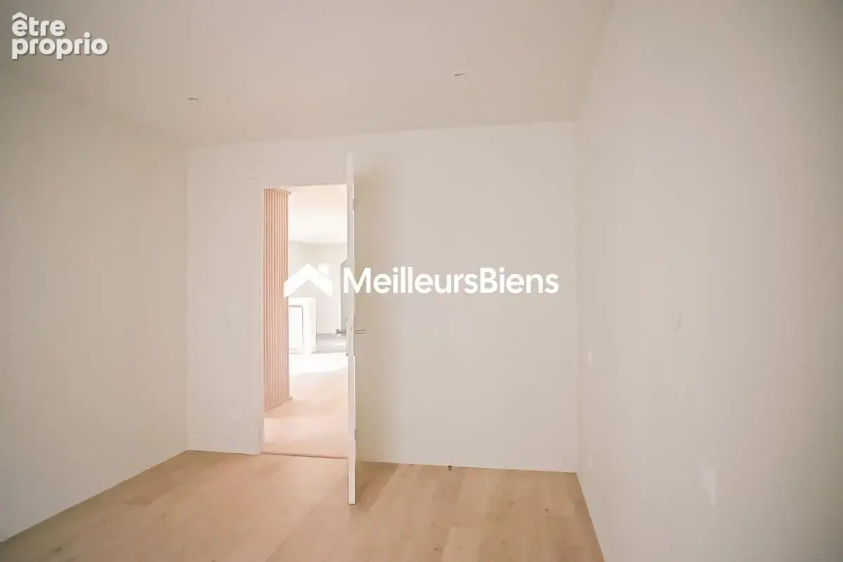 Paris-Buttes aux cailles : 3 pièces 75m2, clair et calme - photo 12