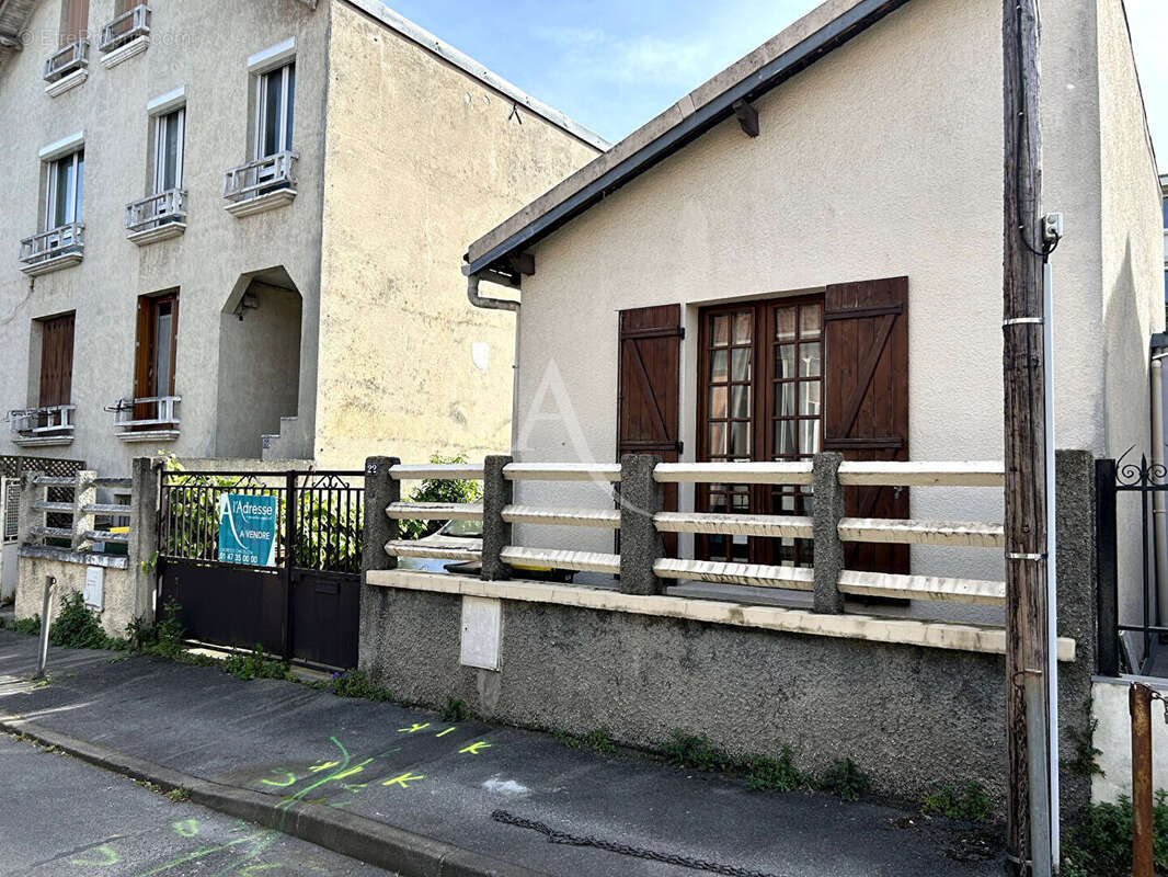 Maison à CHATILLON