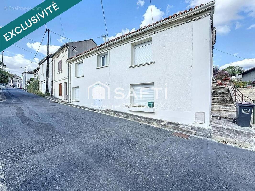 Photo 1 - Maison à SAINT-MICHEL