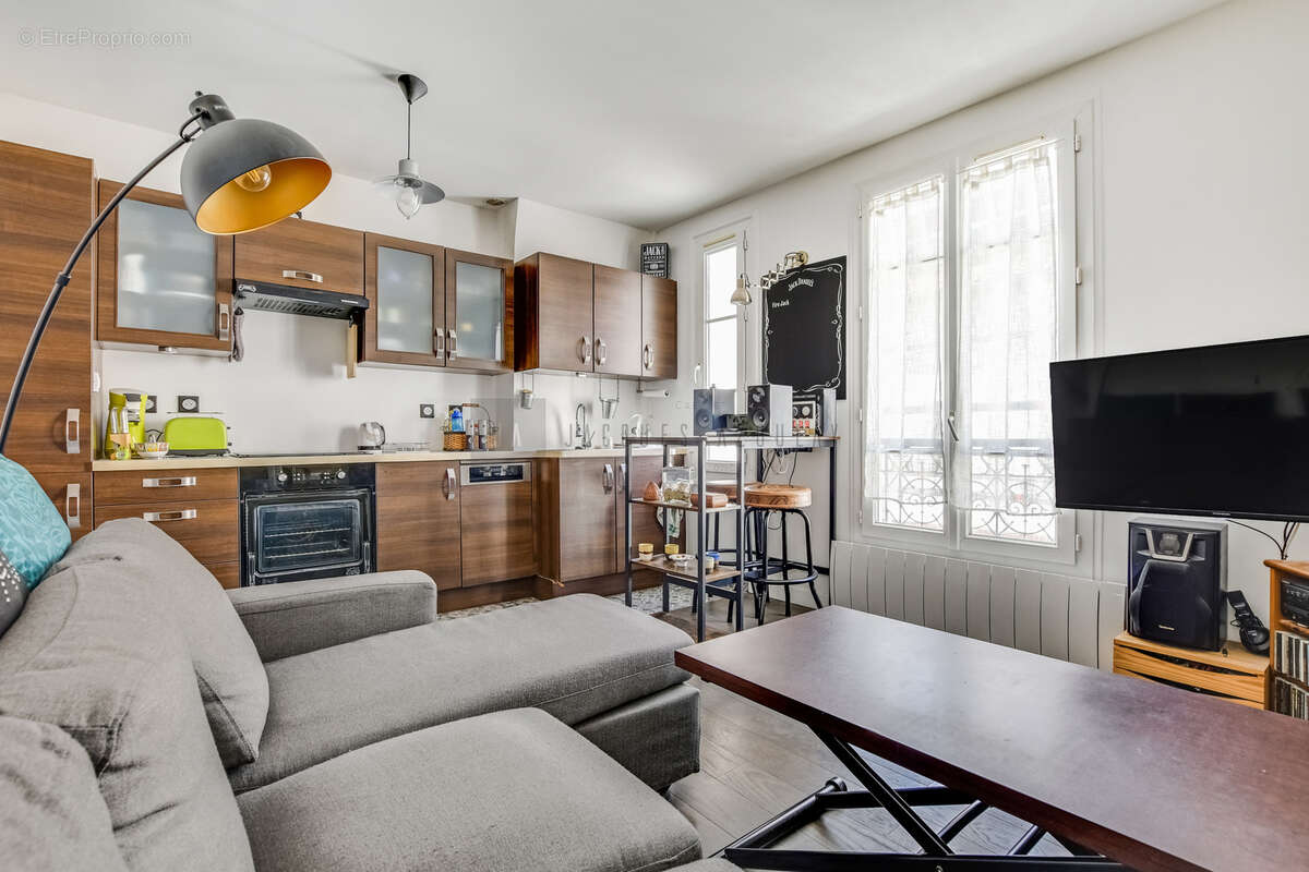 Appartement à PARIS-11E