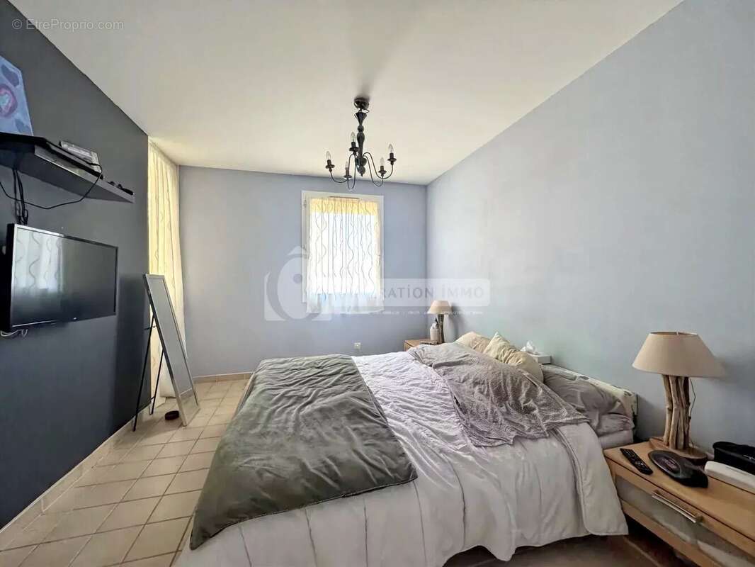 Maison à SAINT-ETIENNE-DU-GRES