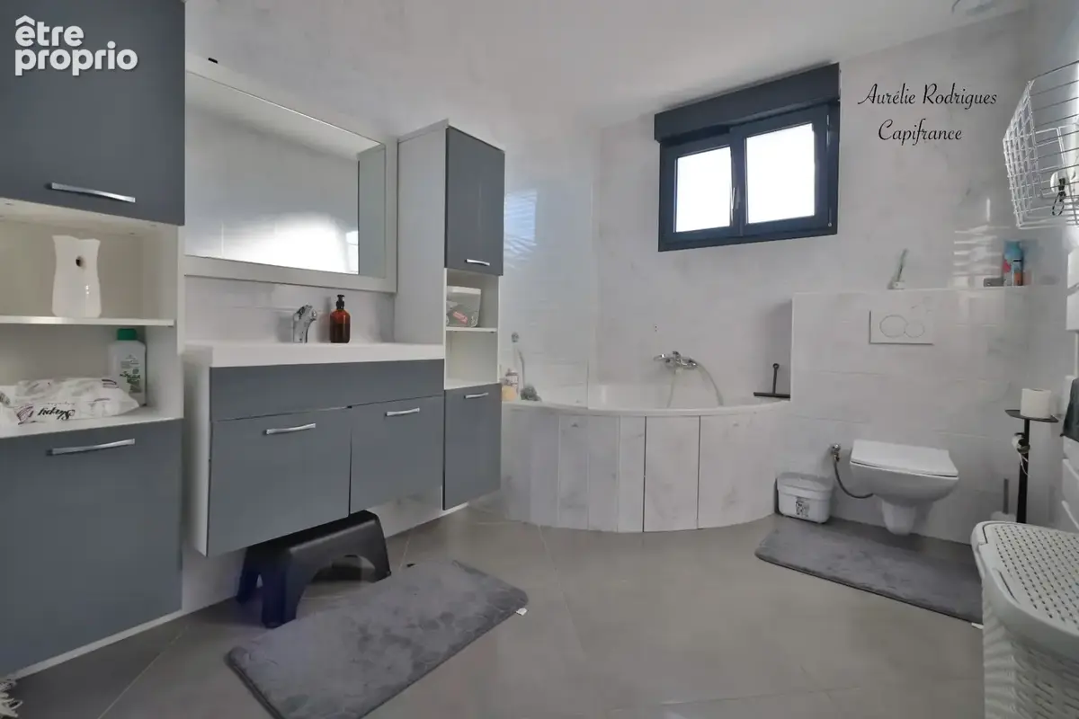 Maison à vendre 7 pièces BAGE LE CHATEL (01) - photo 10