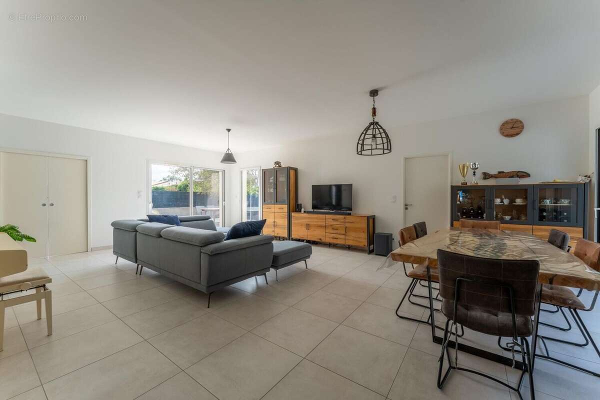 Photo 2 - Maison à CENAC