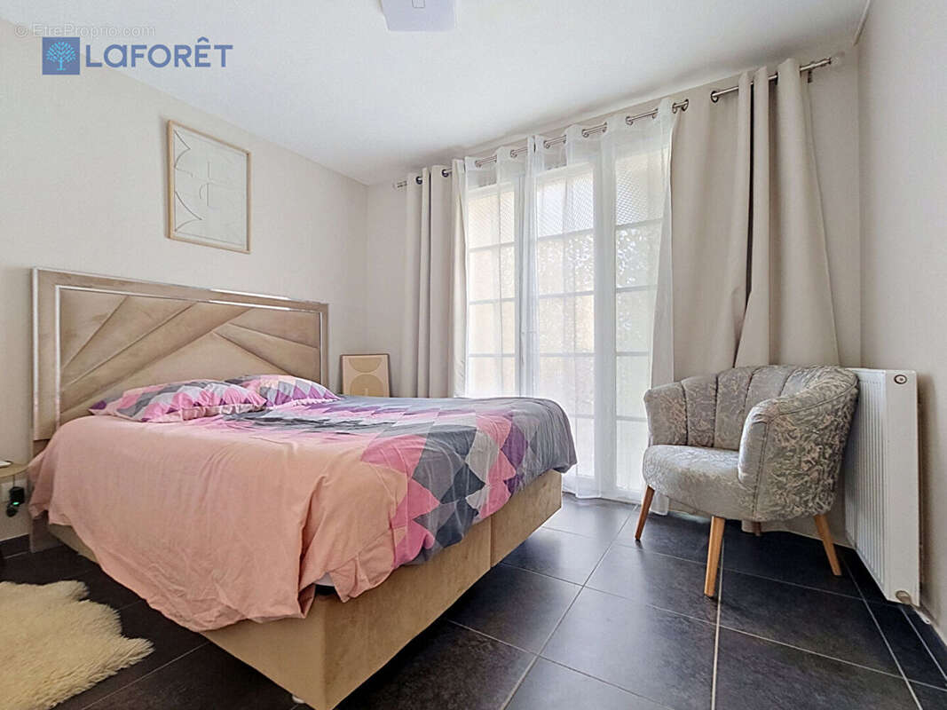 Maison Bailly Romainvilliers 5 pièce(s) 120 m² - photo 11