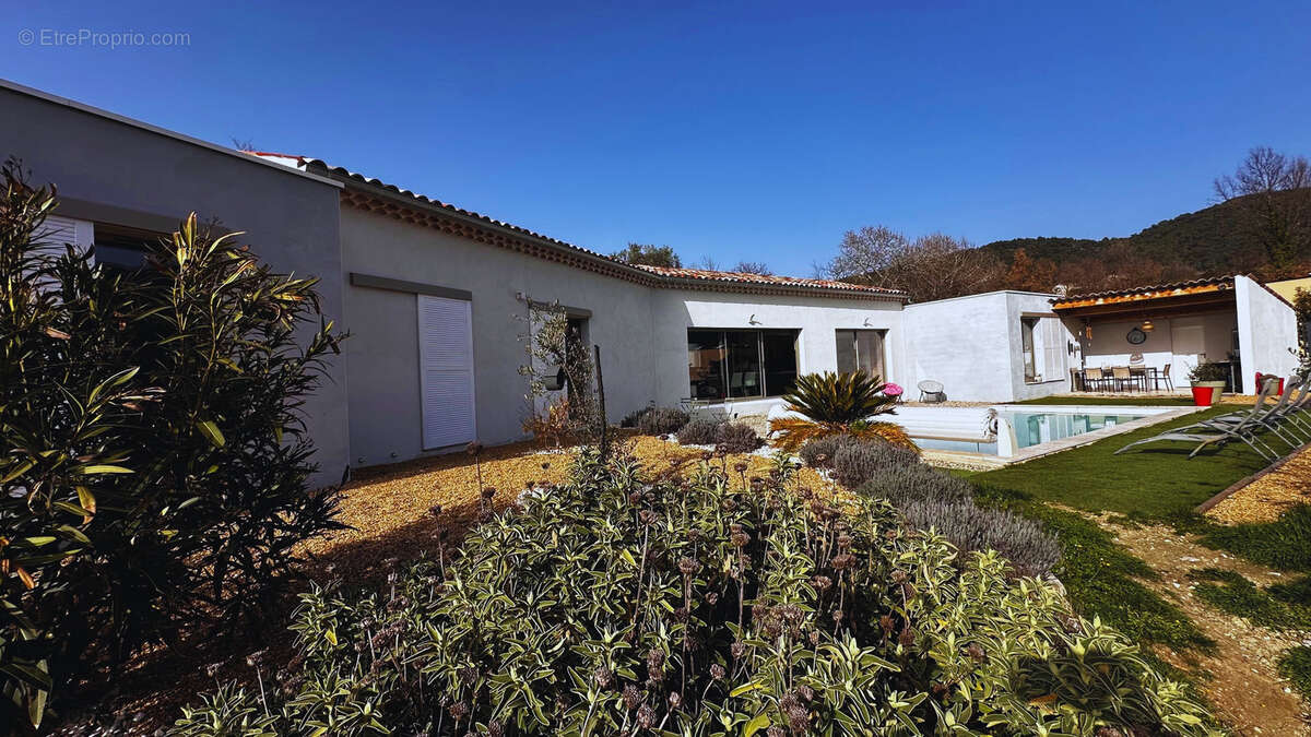 Maison à MOLLANS-SUR-OUVEZE