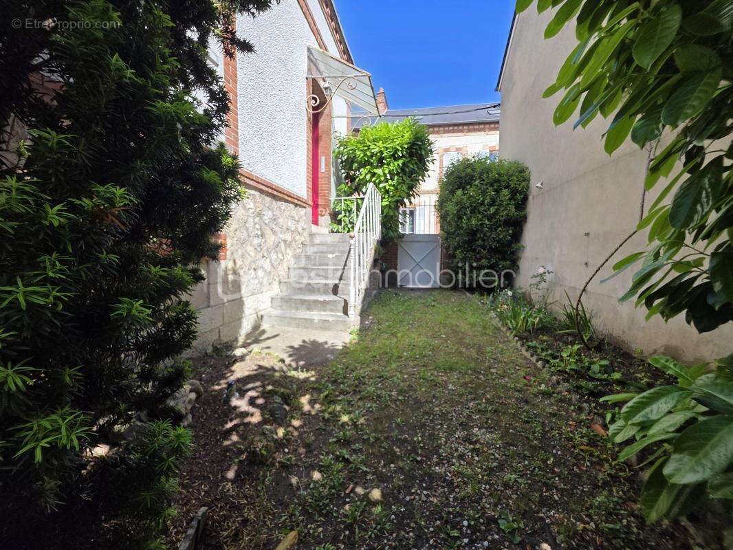 Maison de ville idéalement située - photo 18