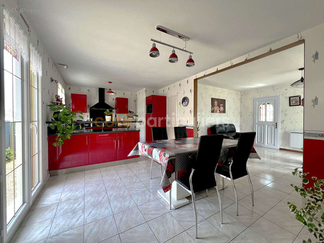 Maison à LA GOUESNIERE