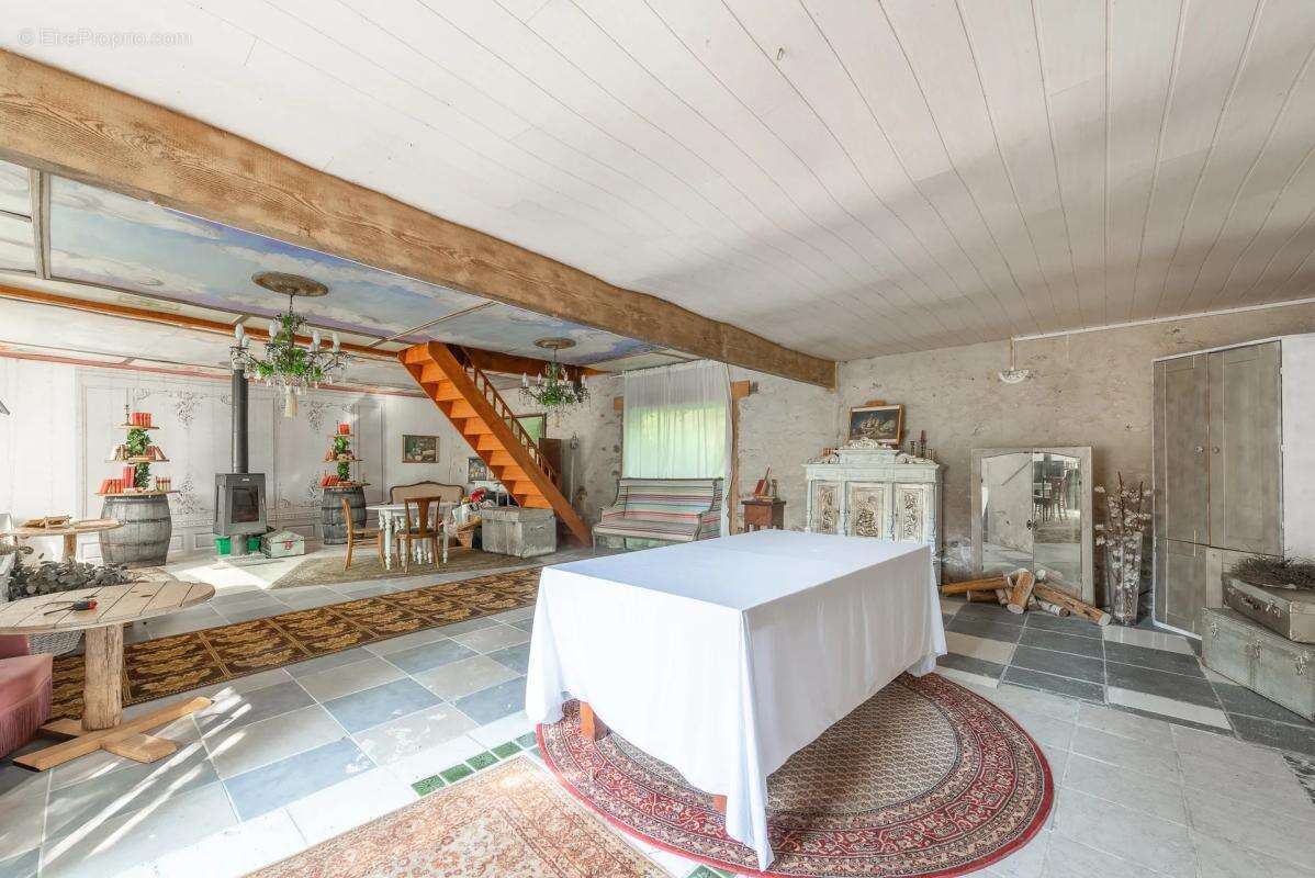 Maison à MORSAINS