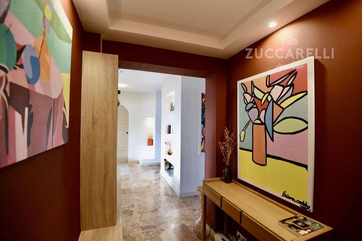 Appartement à LE CANNET