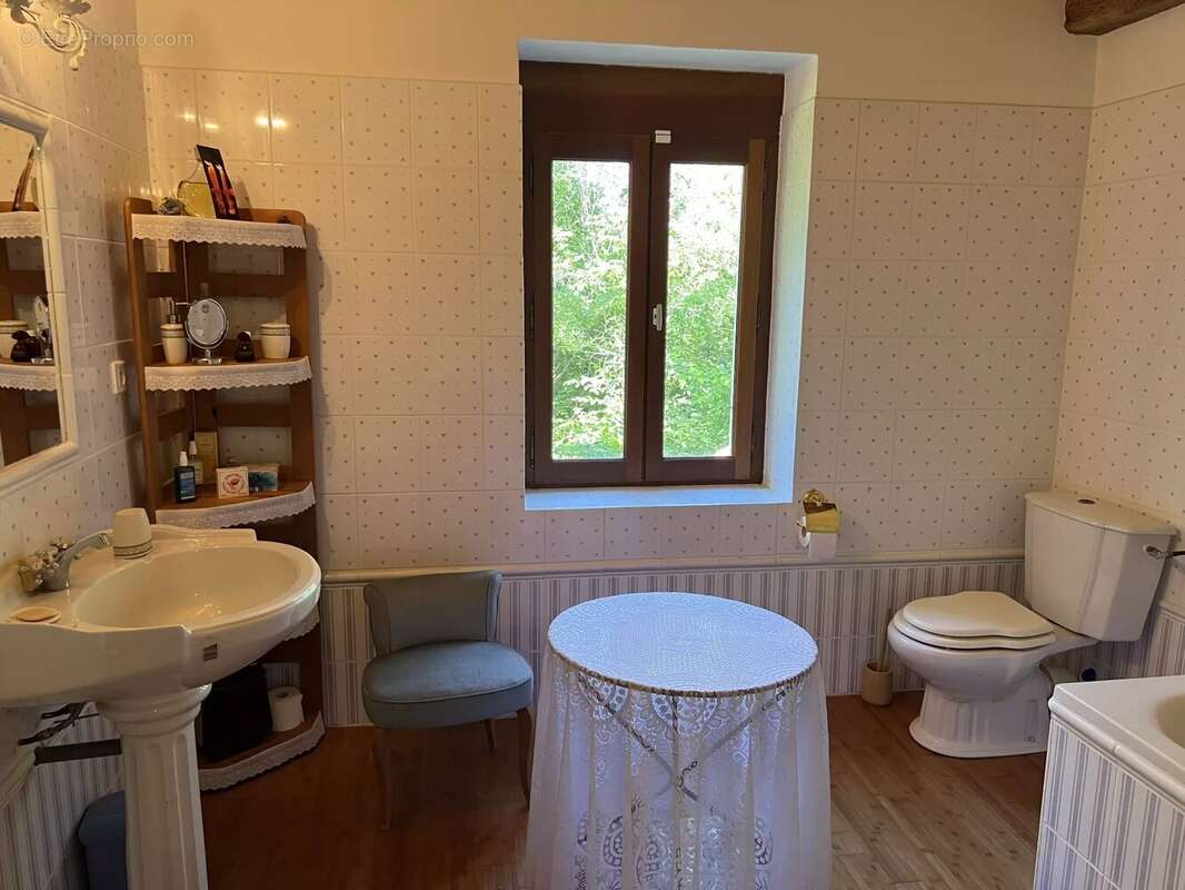 Maison à SAINT-CLAR