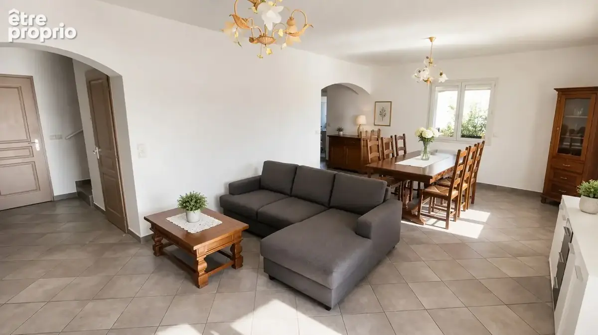 À brignoles – villa familiale avec dépendance t2, piscine chauffée et bel espace extérieur - photo 2