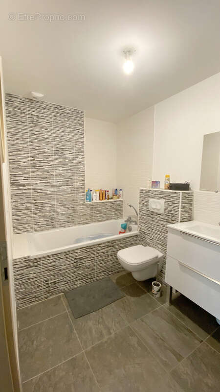 Appartement à SAINTE-CONSORCE