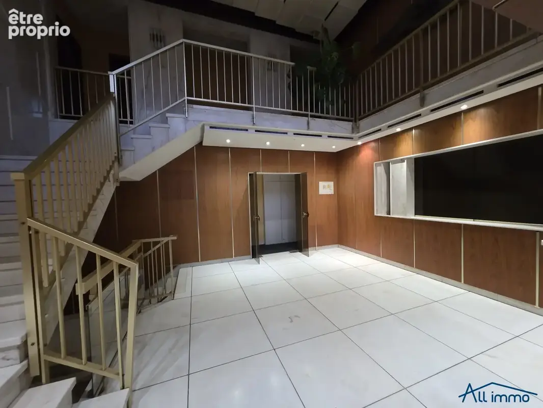Commerce 48 m² à vendre à Saint-Maur-Des-Fosses (94100) - photo 1