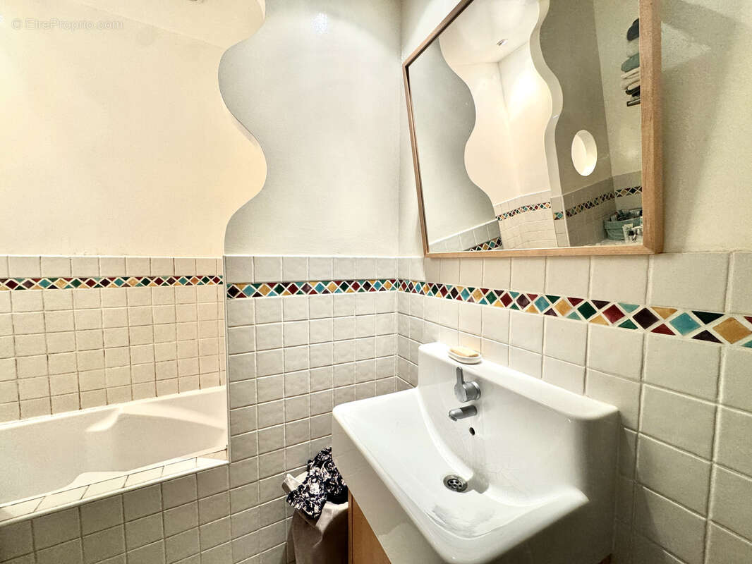 Appartement à PARIS-11E