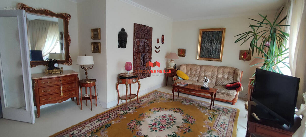 Appartement à LA CELLE-SAINT-CLOUD