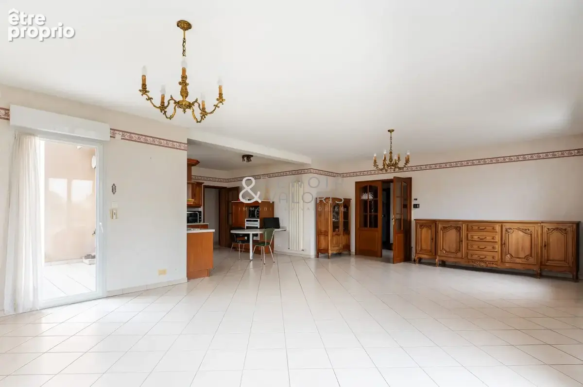 Maison 7 pièces 212 m² à vendre à Dombasle-Sur-Meurthe (54110) - photo 5