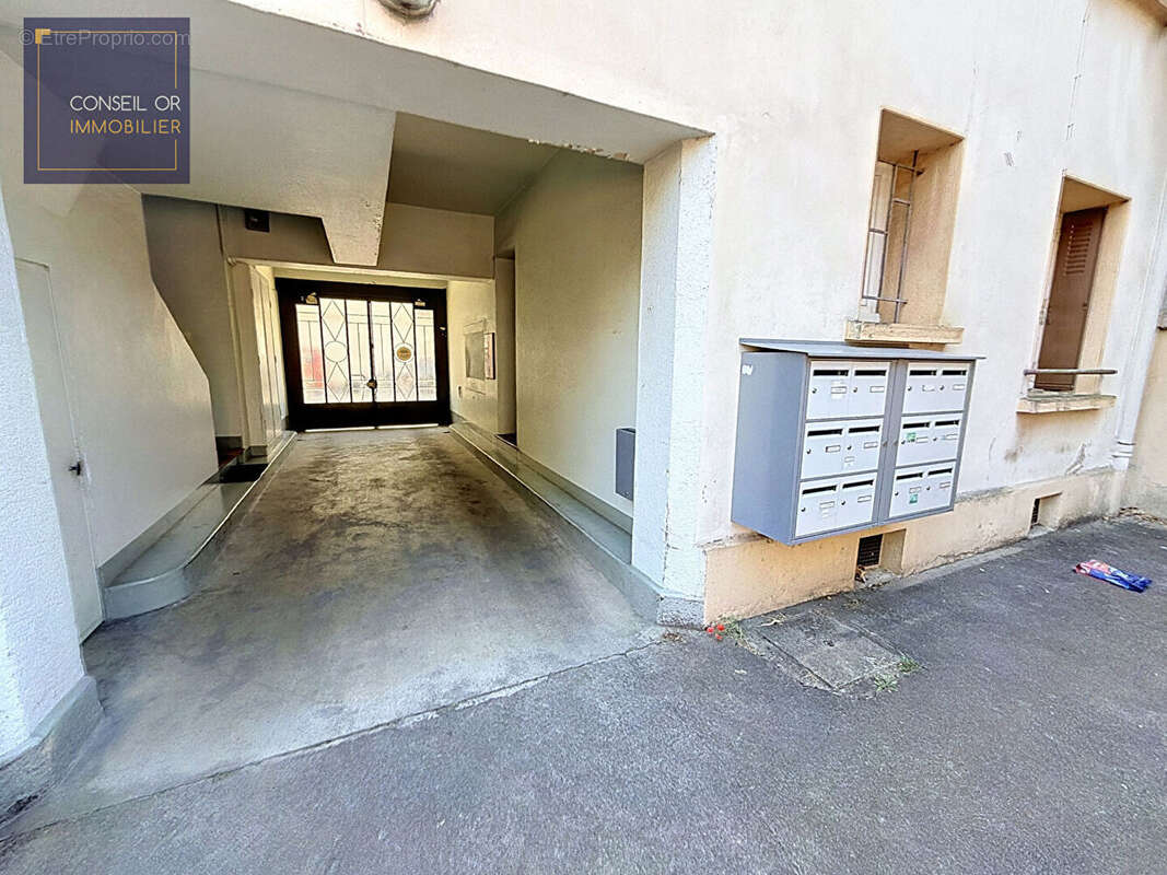 T4 - 62,62 m2 - 3 chambres - Cave - photo 8