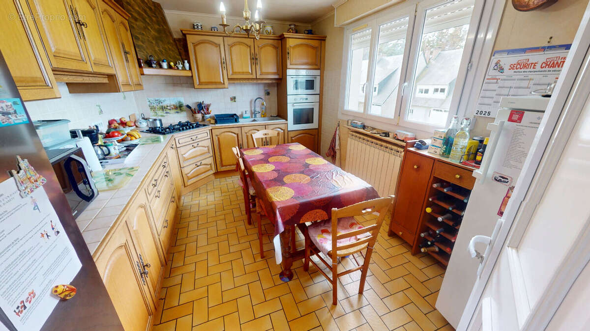 Maison à PORT-EN-BESSIN-HUPPAIN