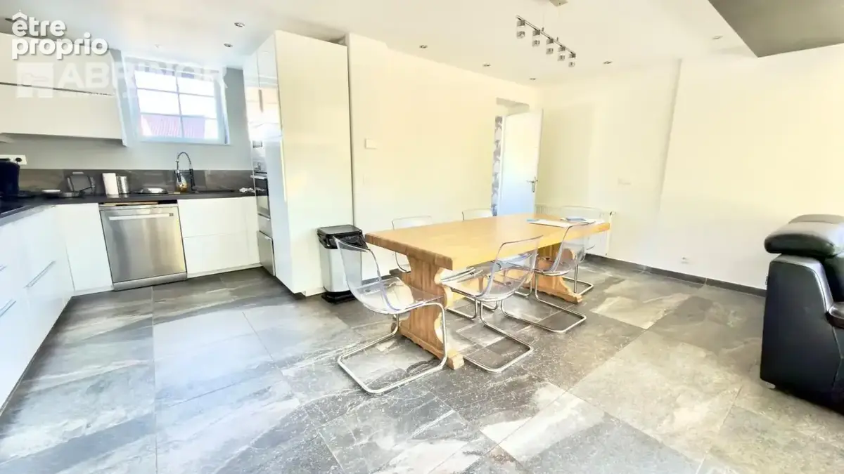 Maison style sncf - 4 chambres, jardin - batie sur 480 m² - lomme delivrance - photo 9