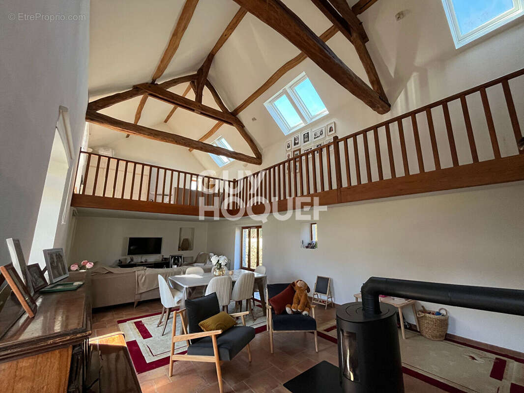 Maison à MILLY-LA-FORET