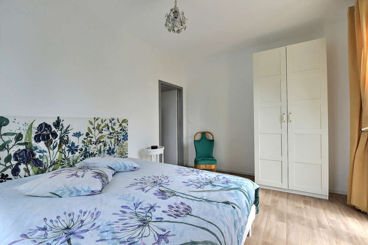 Local professionnel avec acquisition de l'immeuble de rapport  • 375 m2 • Rebberg de Riedisheim - photo 34