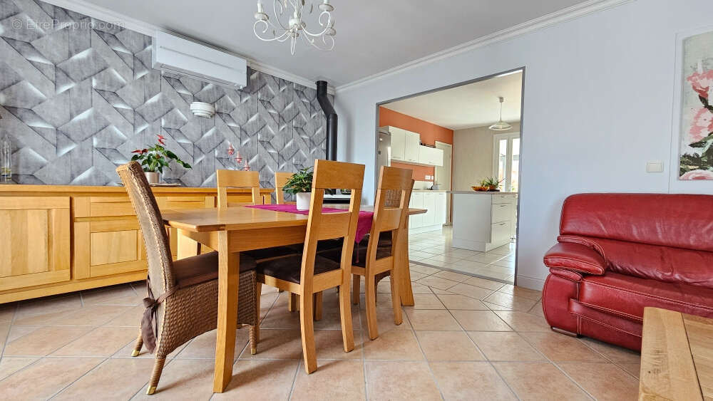 Maison à ECHIRE