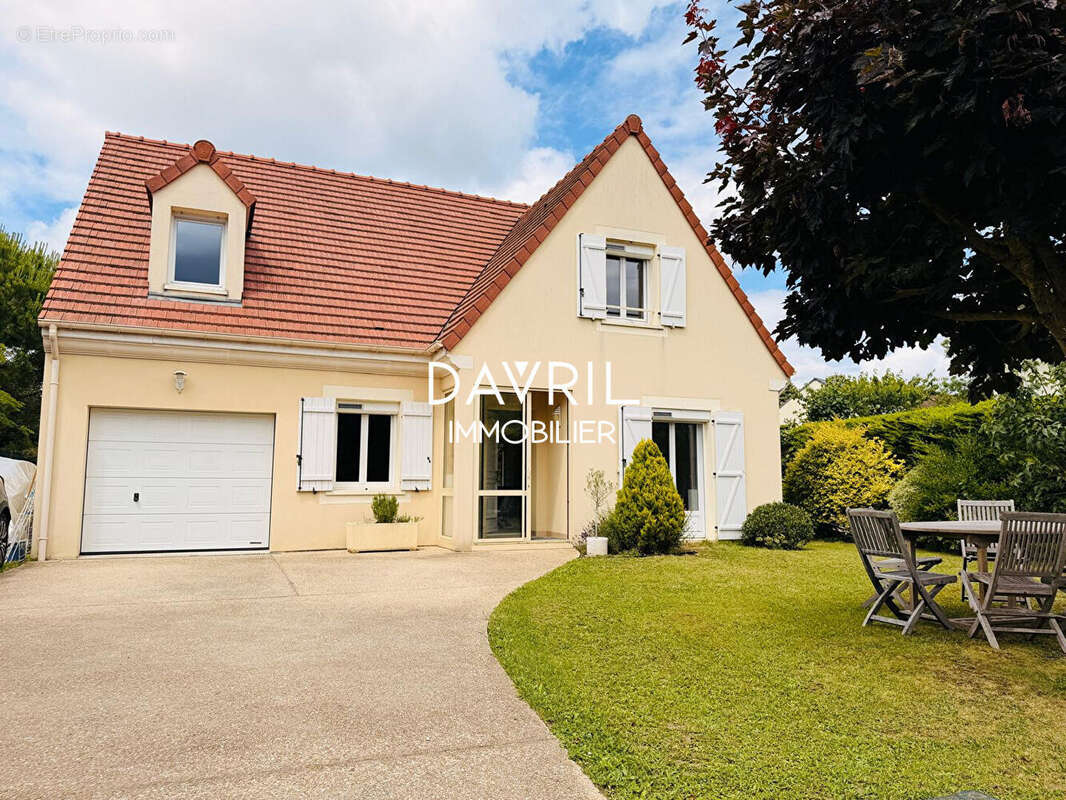 Maison à CONFLANS-SAINTE-HONORINE