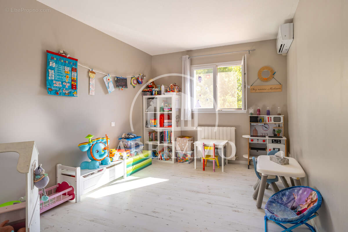 Maison à SAINT-BAUZILLE-DE-PUTOIS