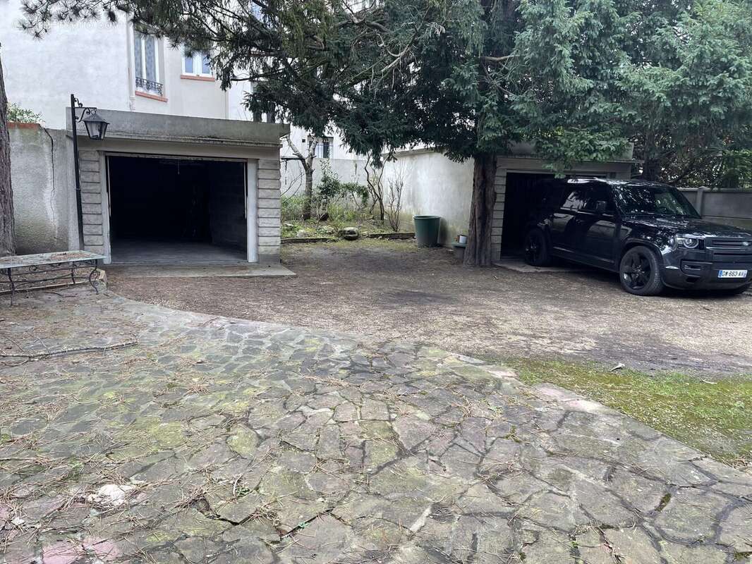 Appartement à ENGHIEN-LES-BAINS