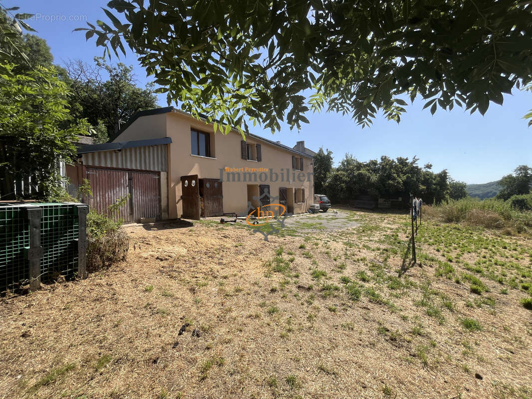 Vente Lestrade et Thouels maison de campagne avec terrain attenant. - photo 14