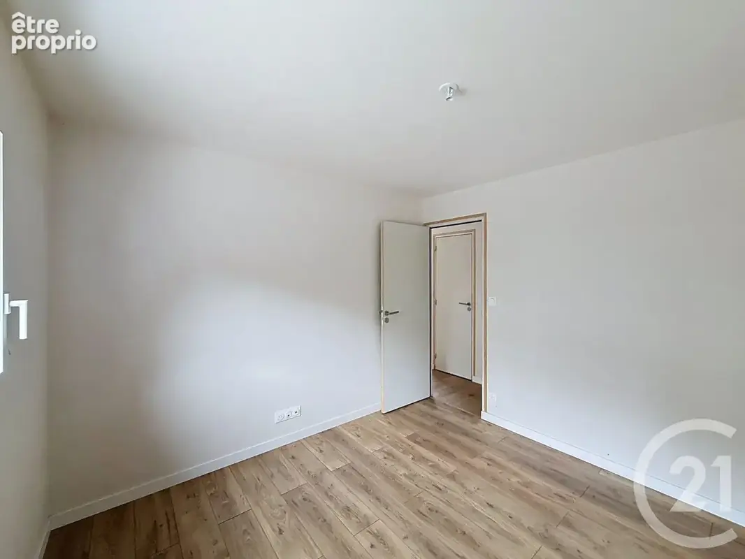 Maison 5 pièces 90 m² à vendre à Caouennec-Lanvezeac (22300) - photo 10