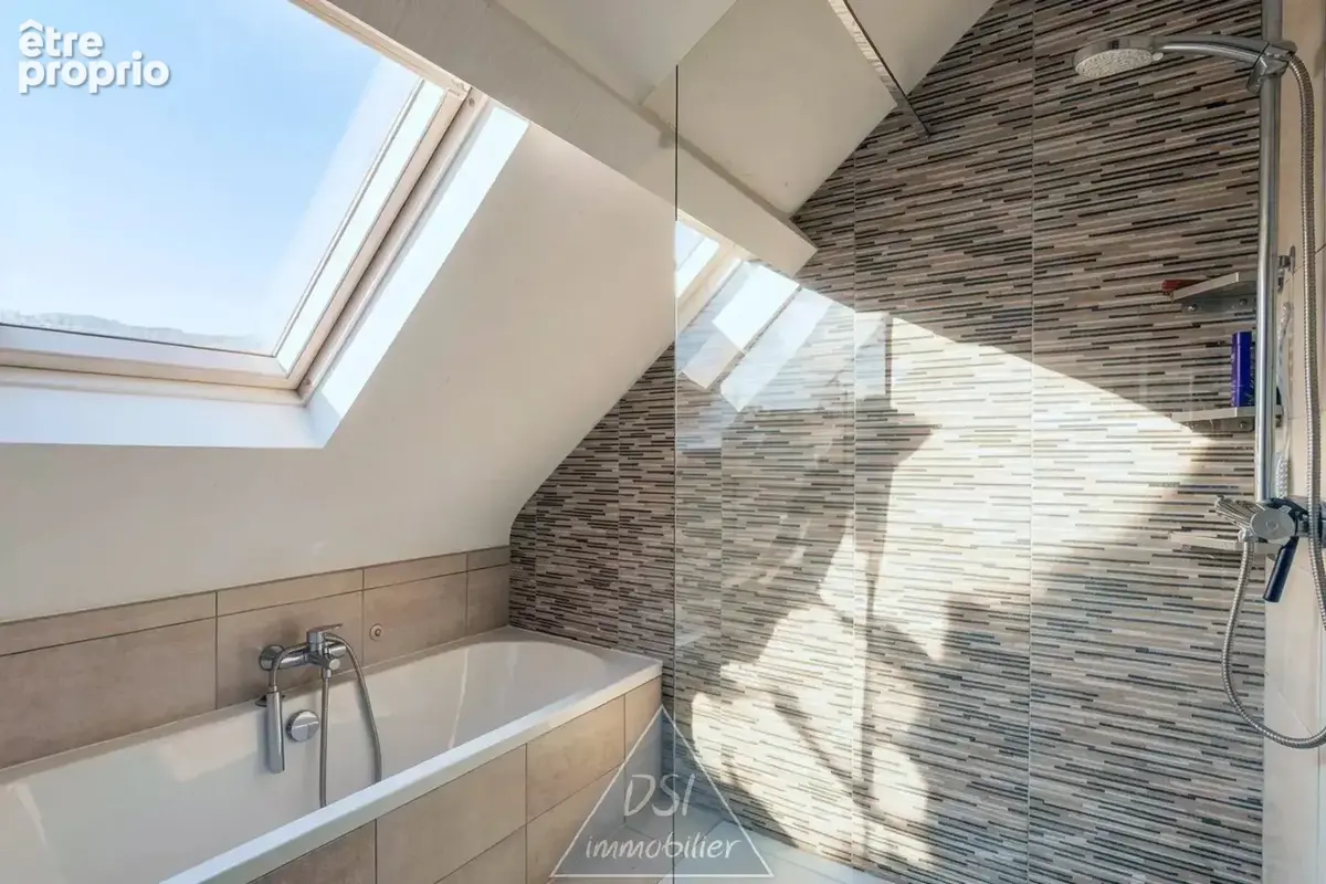 Tramoyes – superbe maison familiale – 4 chambres – bureau – salle à manger – séjour – cuisine -- piscine – terrasse – terrain 1  - photo 6
