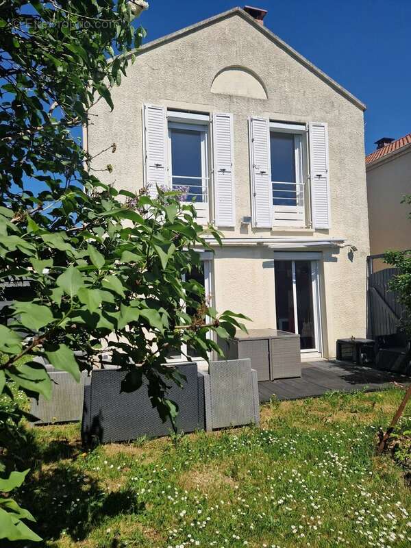 Maison 88 m² à Voisins-Le-Bretonneux  - photo 10