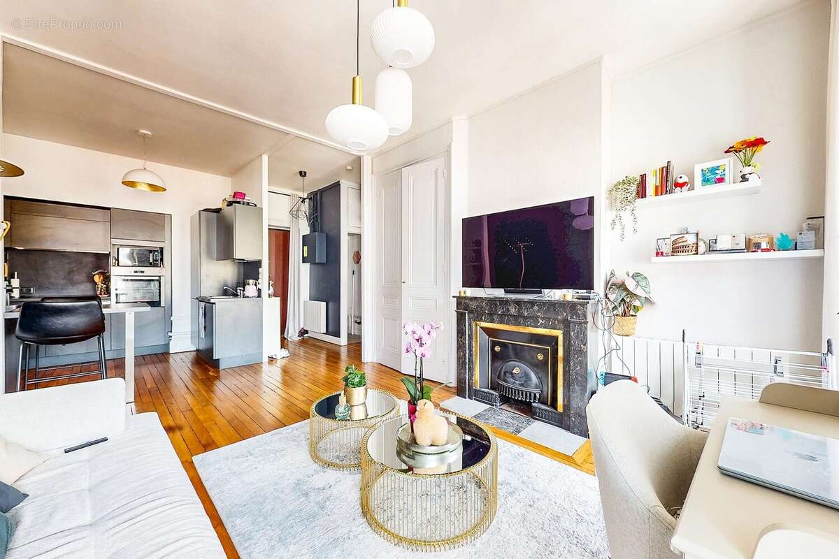 Appartement à LYON-6E