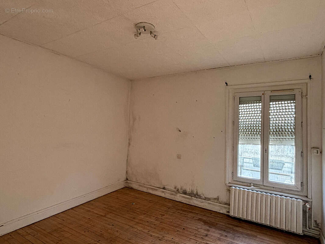 Maison à CHERY-LES-POUILLY