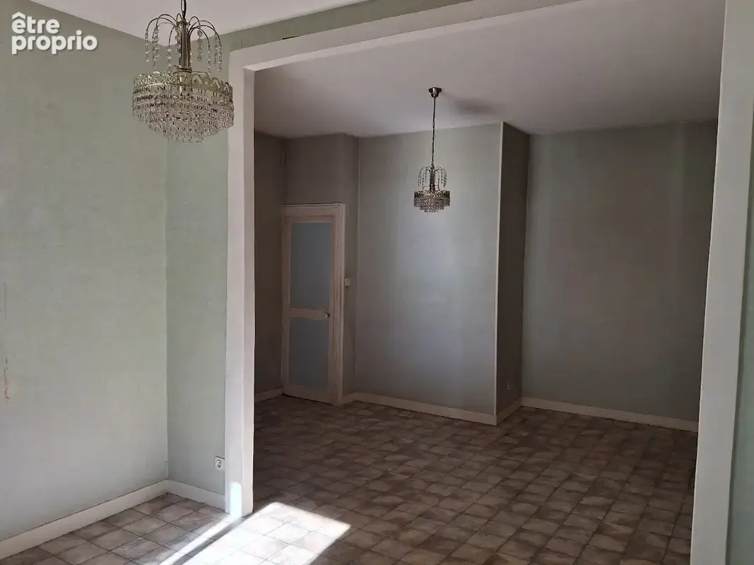 Vichy, proche hôtel de ville, maison de 113 m2 à rénover ou à  transformer en plusieurs appartements - photo 15