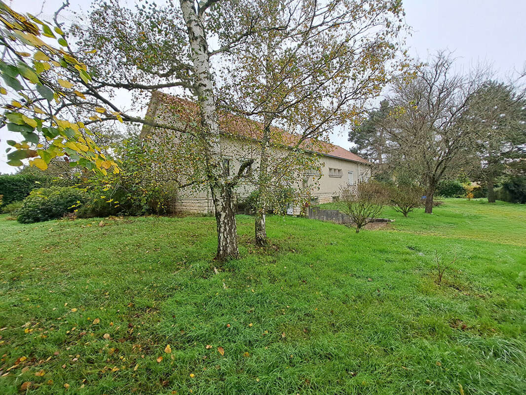 Maison à CHATELLERAULT