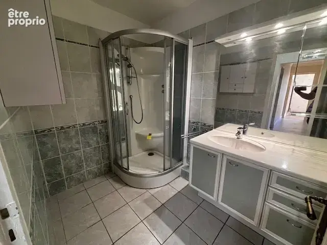 Appartement T3 65m2 avec garage - photo 8