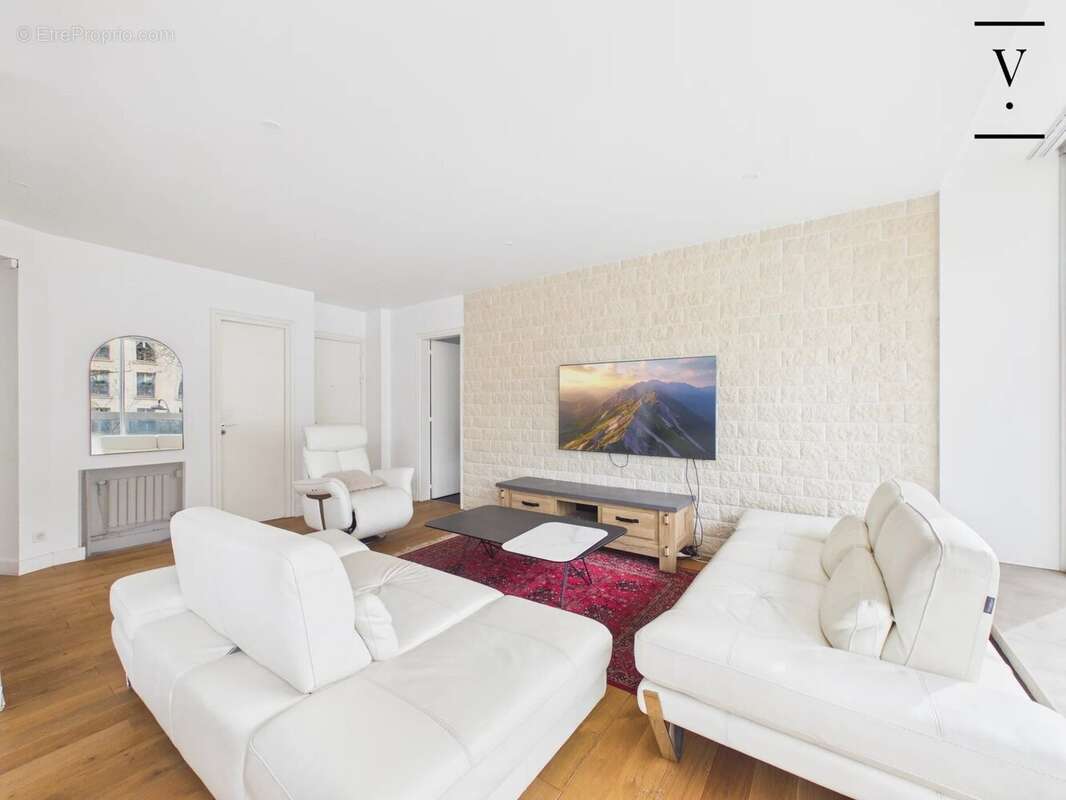 Appartement à PARIS-7E