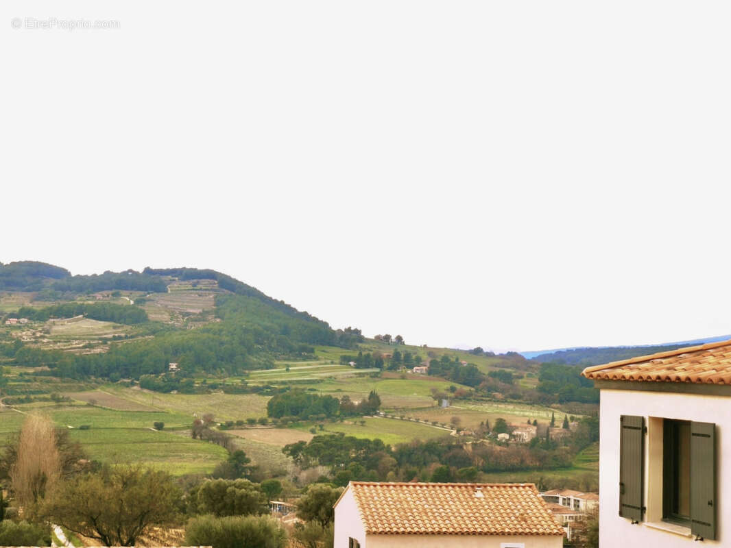 Maison à LE CASTELLET