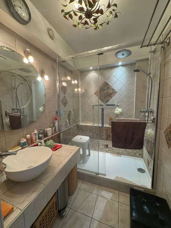 Appartement à VILLENEUVE-LOUBET
