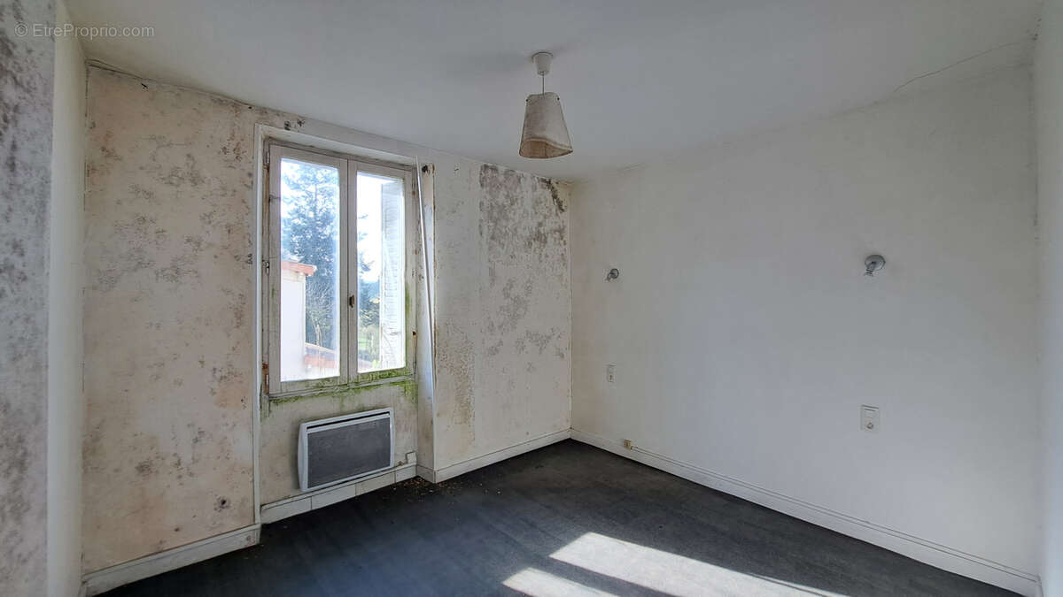 Appartement à AZAY-SUR-THOUET