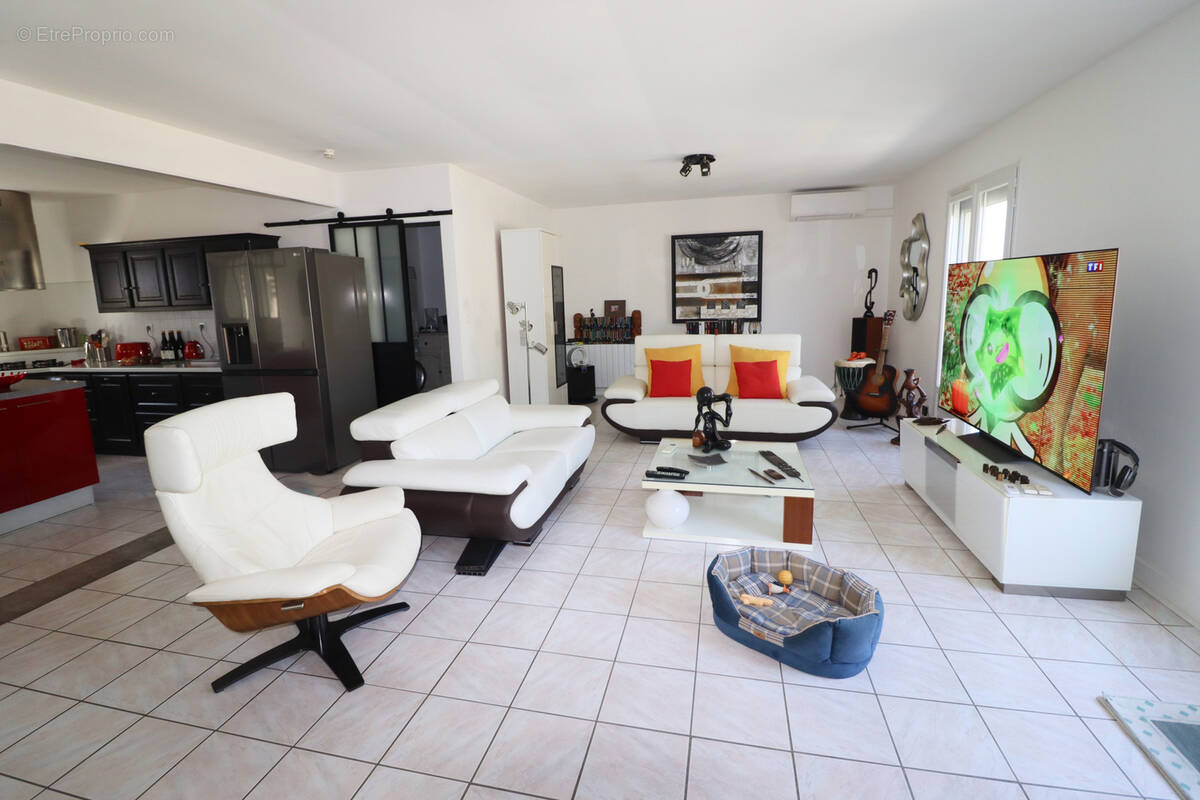 Maison à MESCHERS-SUR-GIRONDE