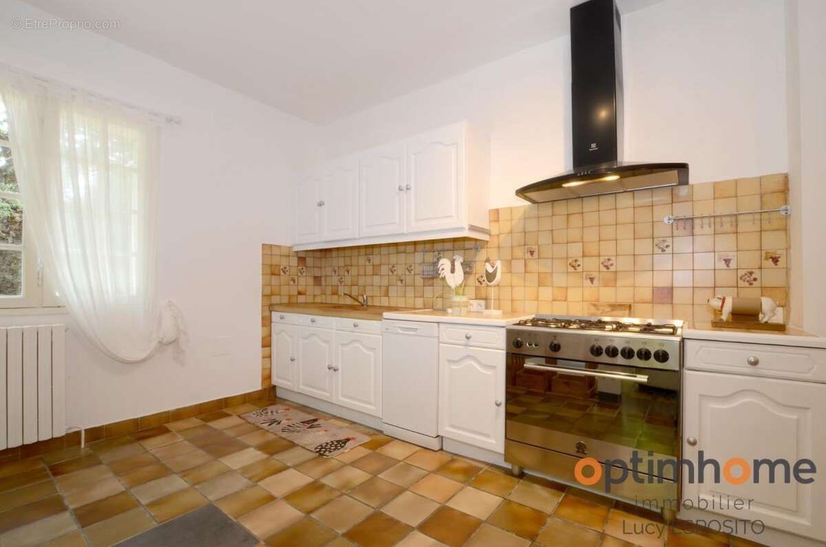 Propriété de 4 chambres au bord de la rivière à vendre - photo 7