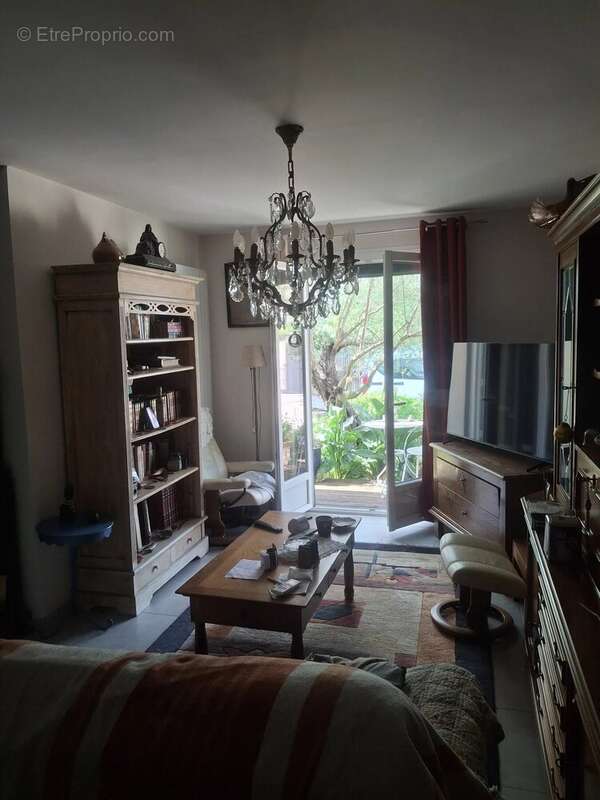 Maison à MONTELIMAR