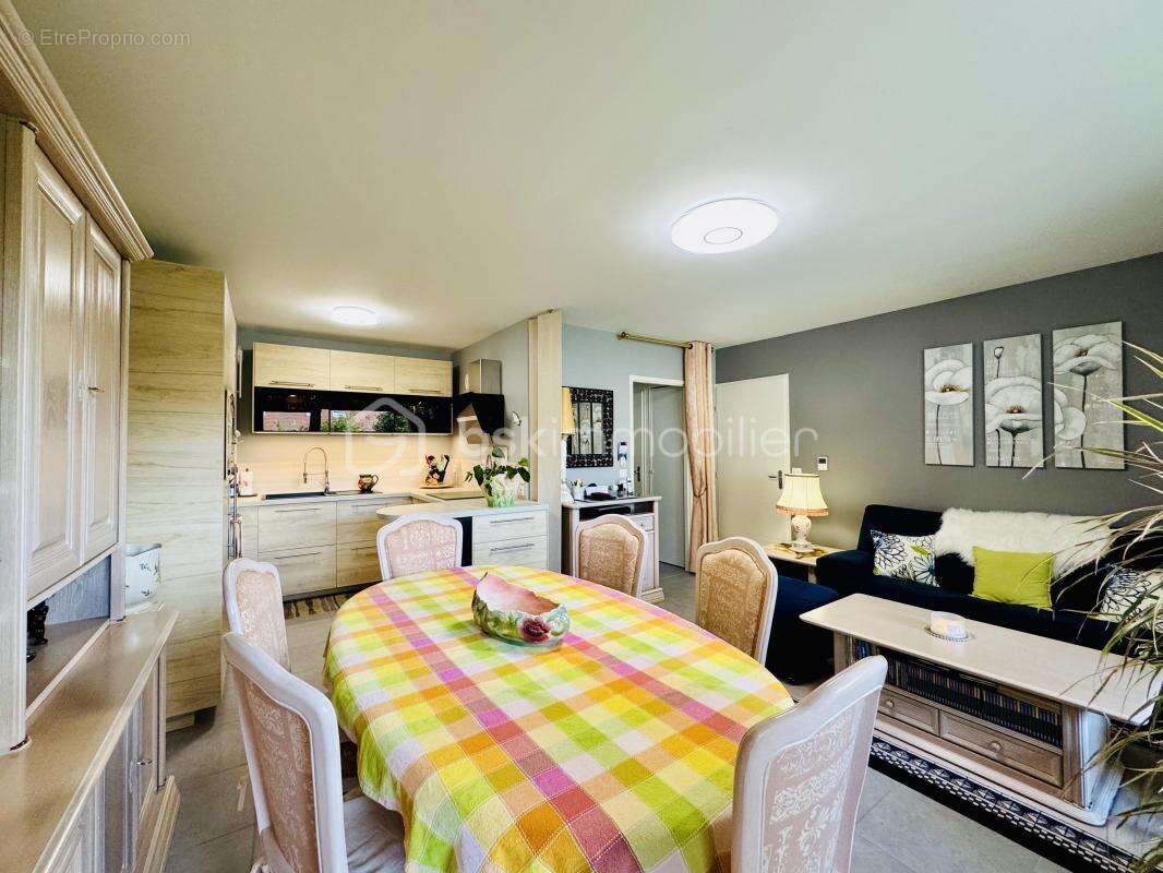 Appartement à THORENS-GLIERES